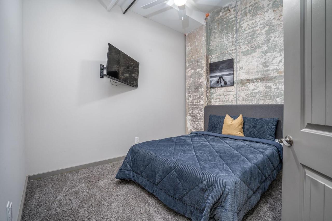 The Davis Lofts At Main Street - Unit 2B Apartman Rocky Mount Kültér fotó
